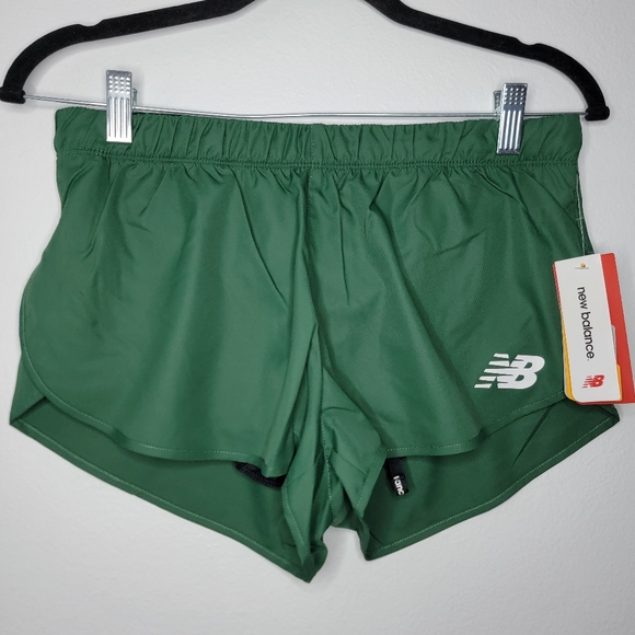 New Balance Green Athletic Women's Shorts Pants Small Running Yoga 2 Inch Split - Picture 2 of 9